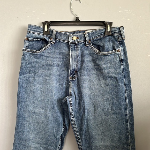 Men’s Wrangle Jeans - Picture 2 of 6
